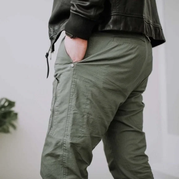 Vuori Men’s Ripstop Climber Pants Army Green Large Gorpcore Camping Hiking